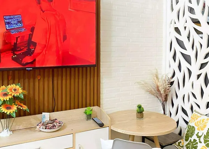Warm Retreat With Balcony At Shore 2 Residences * Manila
